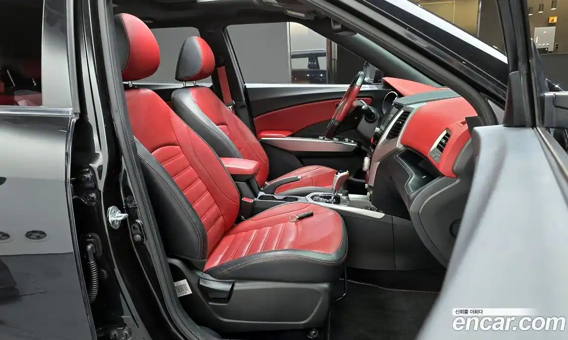 SsangYong TIBOLI 2016 1.6 Автомат в Москве № 341840, фото 7