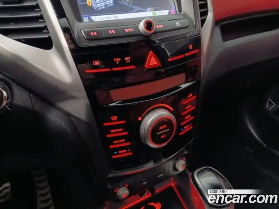 SsangYong TIBOLI 2016 1.6 Автомат в Москве № 342244, фото 13