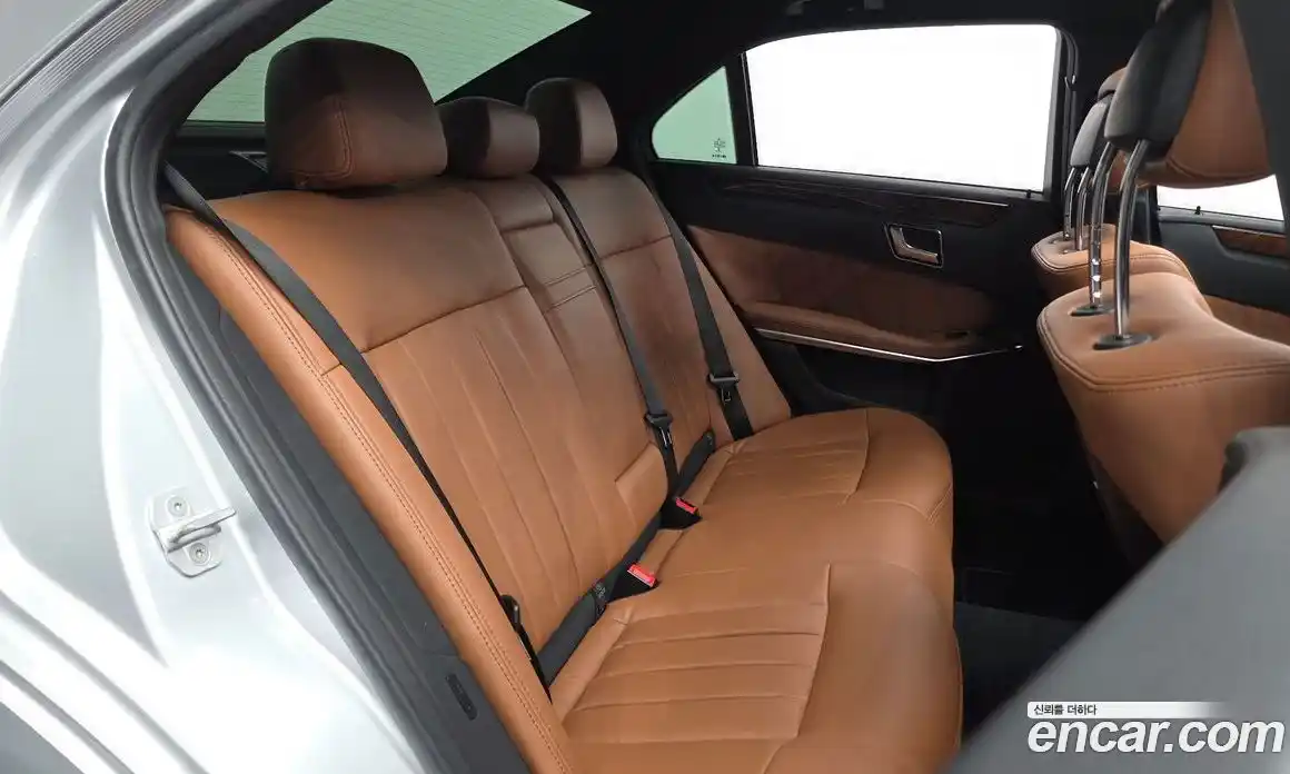 Mercedes-Benz E-Class 2014 3.5 Автомат в Москве № 342710, фото 14