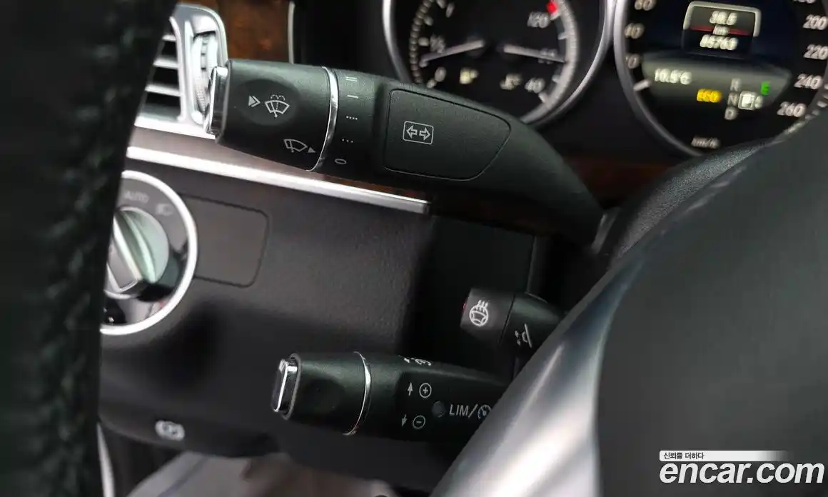 Mercedes-Benz E-Class 2014 3.5 Автомат в Москве № 342710, фото 17