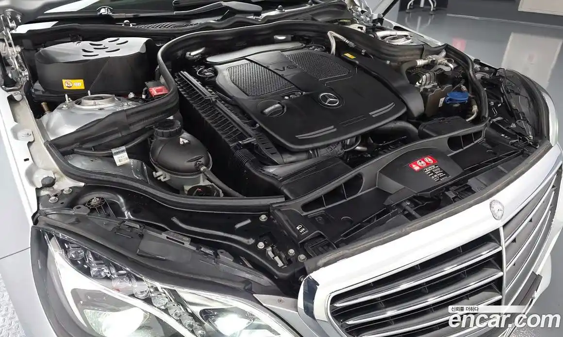 Mercedes-Benz E-Class 2014 3.5 Автомат в Москве № 342710, фото 20