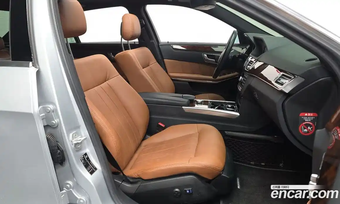 Mercedes-Benz E-Class 2014 3.5 Автомат в Москве № 342710, фото 5