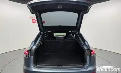 Audi Q4 e-tron 2022 0.2 Автомат в Москве № 343241, миниатюра 12