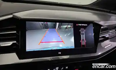 Audi Q4 e-tron 2022 0.2 Автомат в Москве № 343241, миниатюра 7