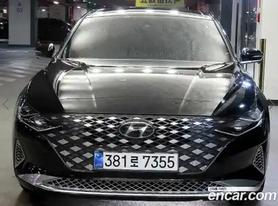Hyundai Grandeur 2022 2.4 Автомат в Москве № 356257, миниатюра 2