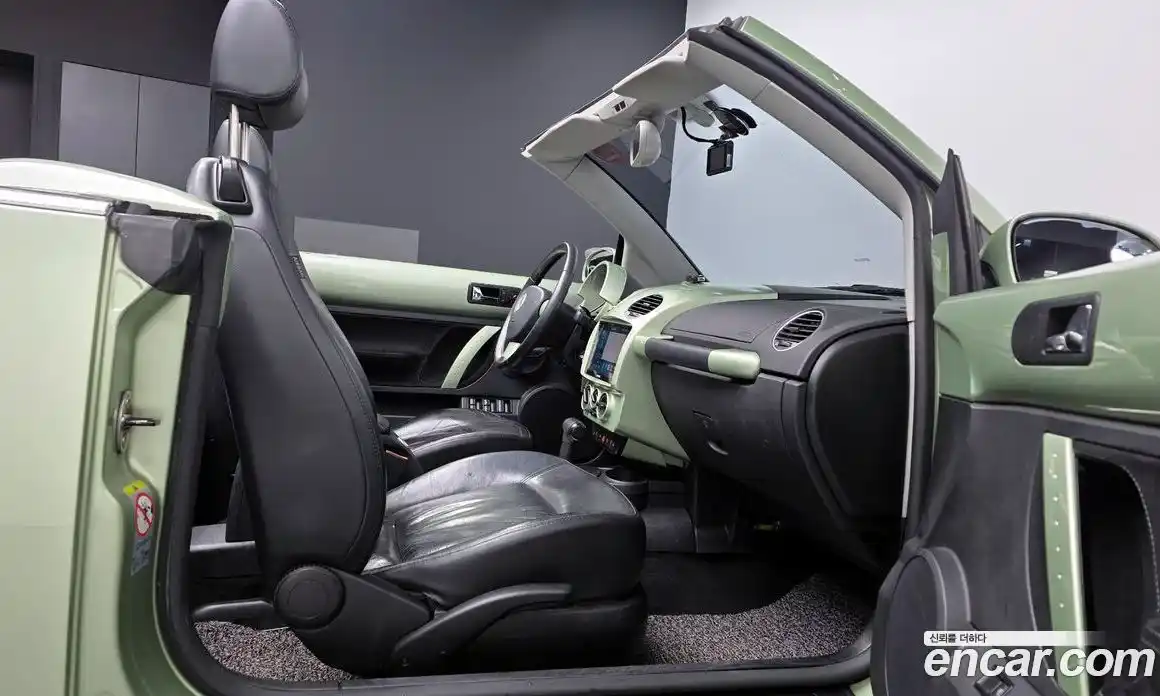 Volkswagen Beatle 2007 2.0 Автомат в Москве № 358230, фото 11