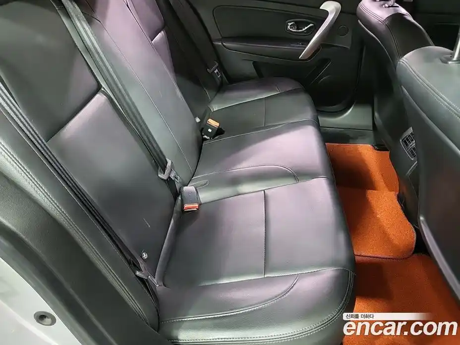 Renault SM5 2015 2.0 Автомат в Москве № 360440, фото 16