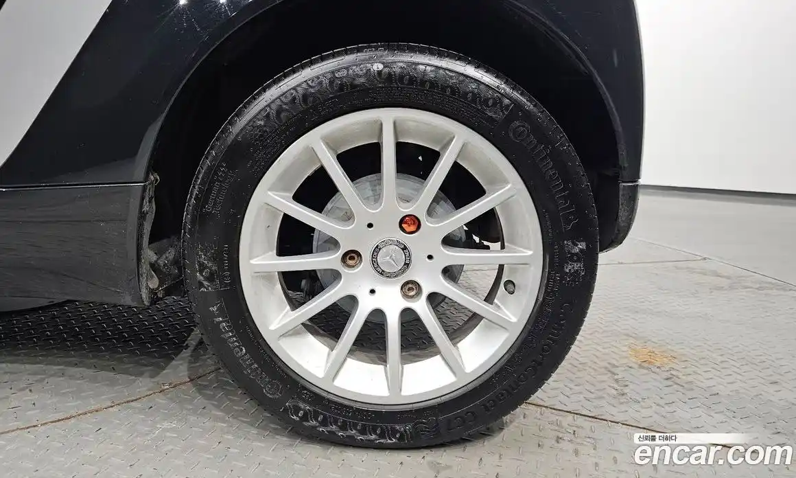 Smart Fortwo 2011 1.0 Автомат в Москве № 361014, фото 5