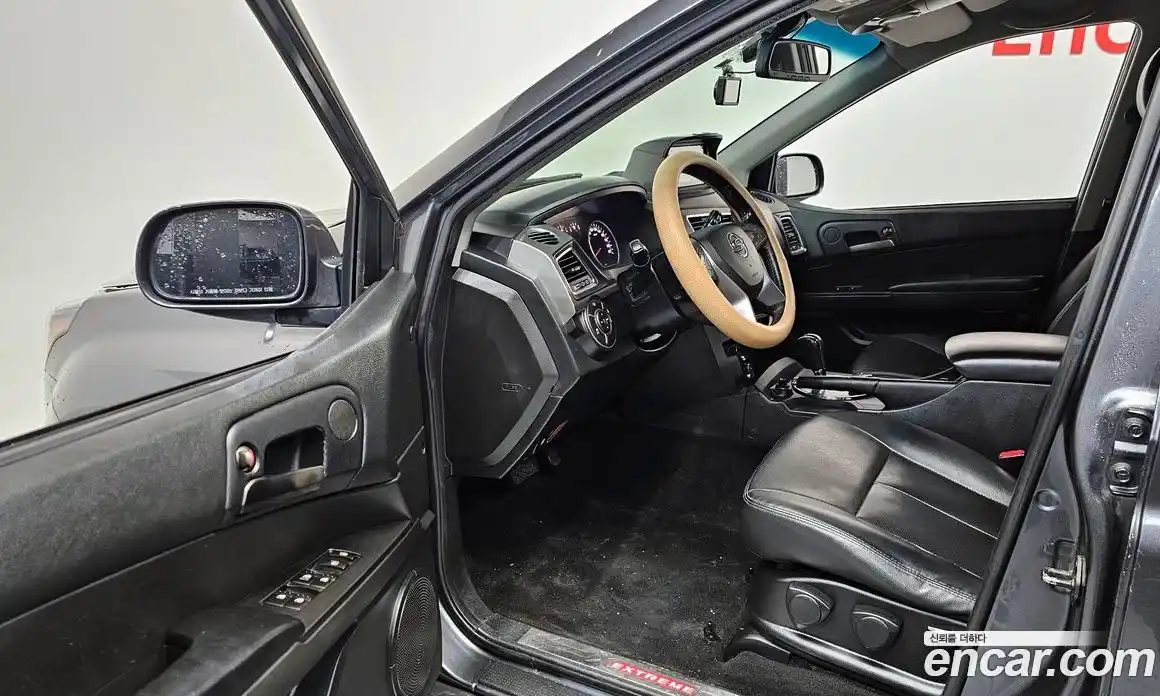 SsangYong Korando 2016 2.0 Автомат в Москве № 369427, фото 11