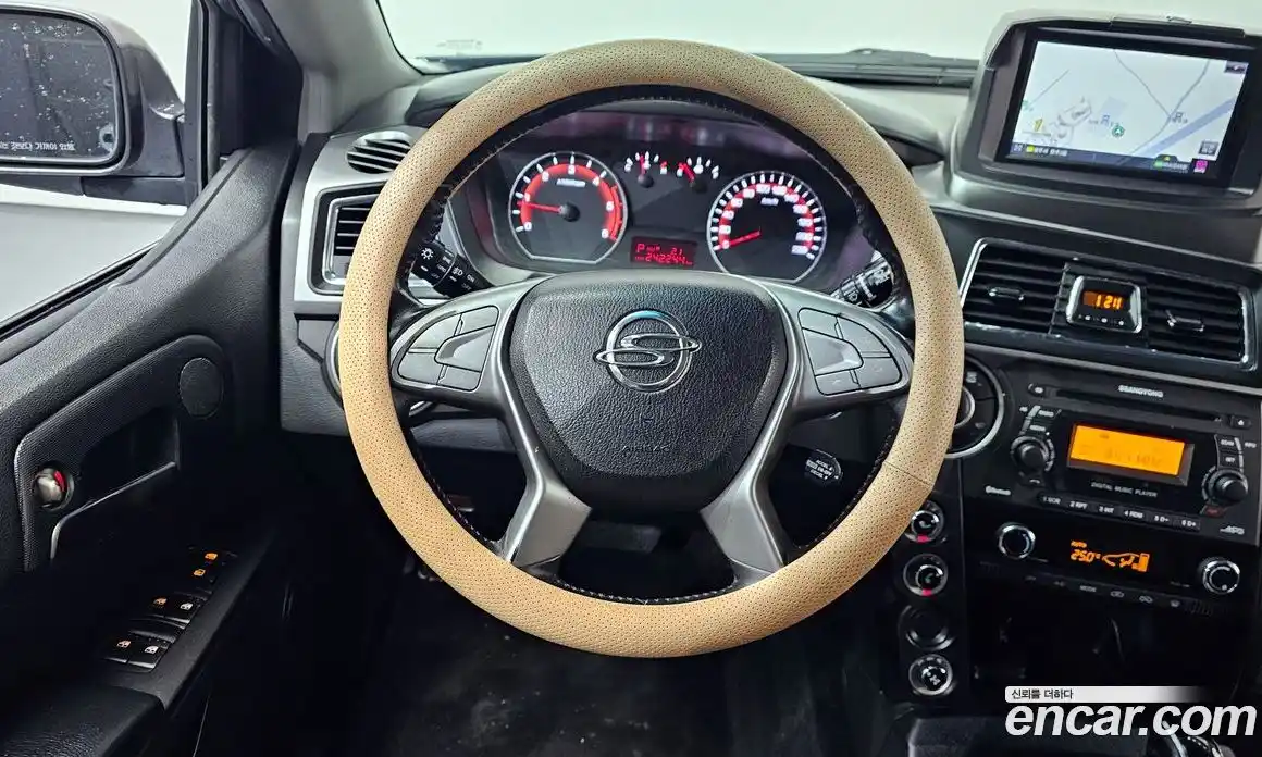 SsangYong Korando 2016 2.0 Автомат в Москве № 369427, фото 13