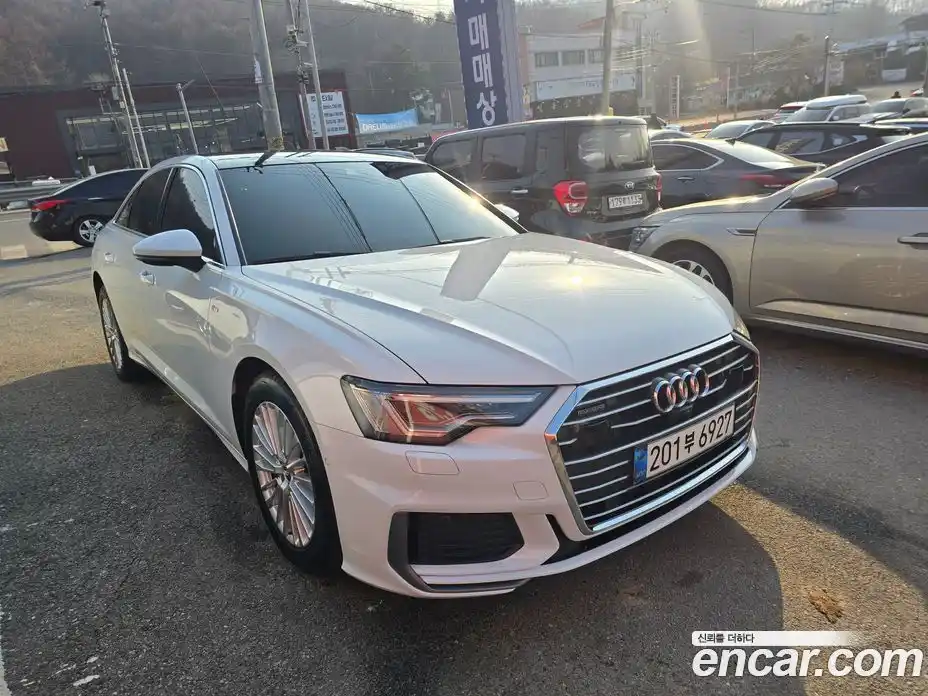 Audi A6 2021 2.0 Автомат в Москве № 373495, фото 3