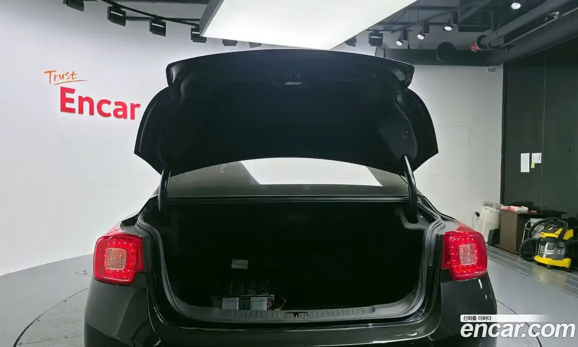 Chevrolet Malibu 2013 2.0 Автомат в Москве № 37717, фото 15