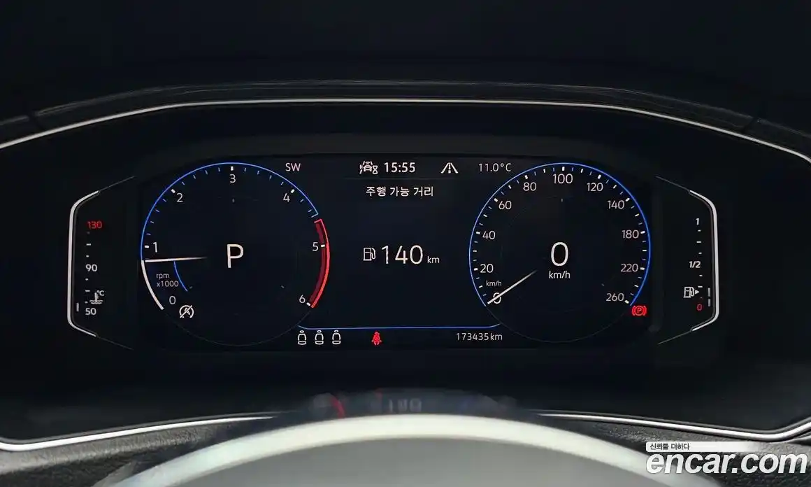 Volkswagen T-Roc 2021 2.0 Автомат в Москве № 383299, фото 8