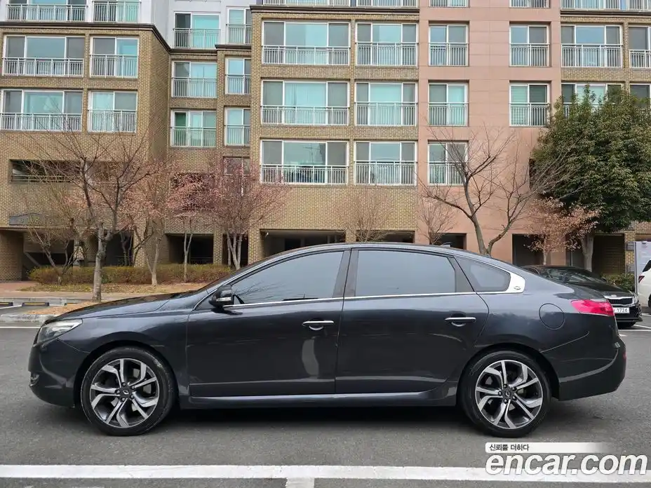 Renault SM7 2012 2.5 Автомат в Москве № 402265, фото 20