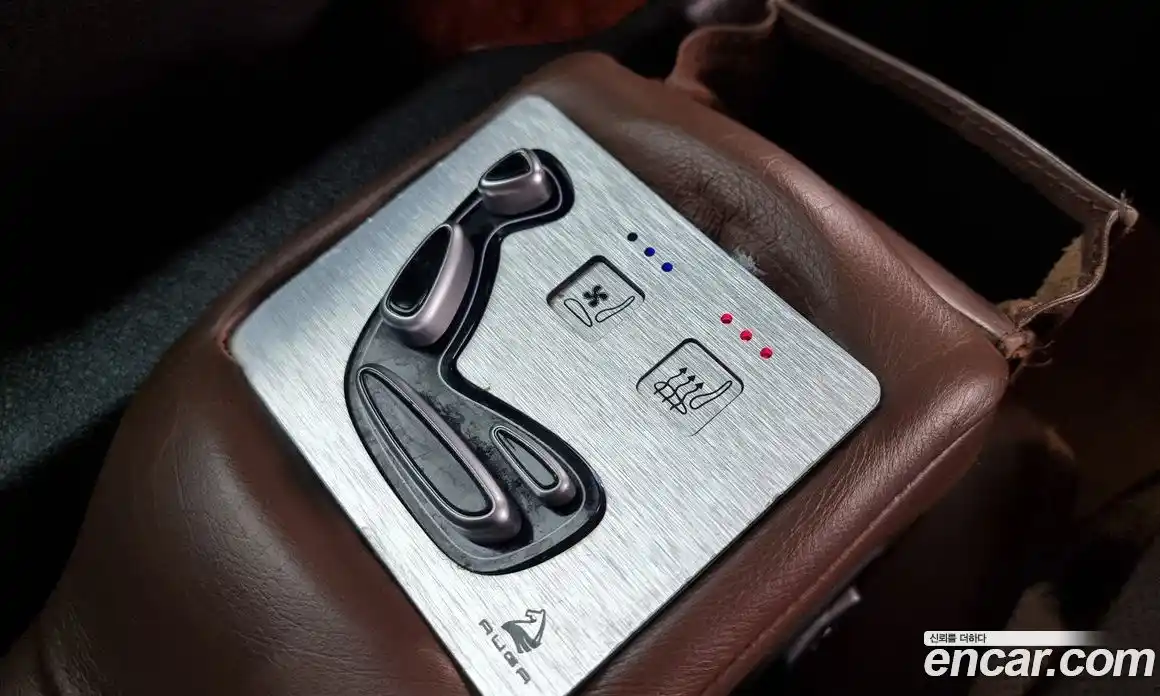 Chevrolet Surburban 2013 5.3 Автомат в Москве № 403924, фото 18