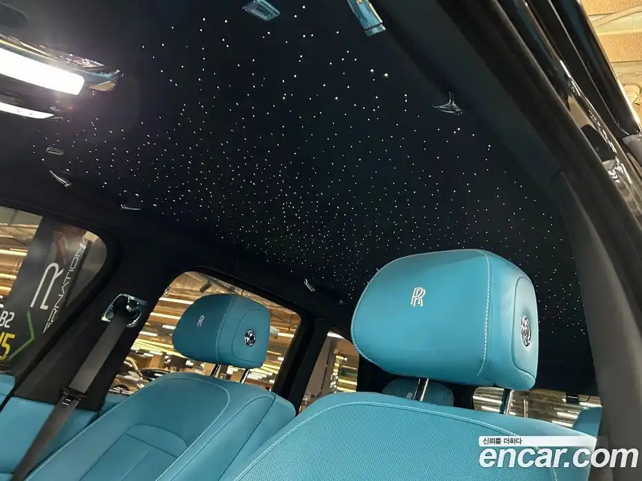 Rolls-Royce Cullinan 2023 6.7 Автомат в Москве № 407325, фото 13