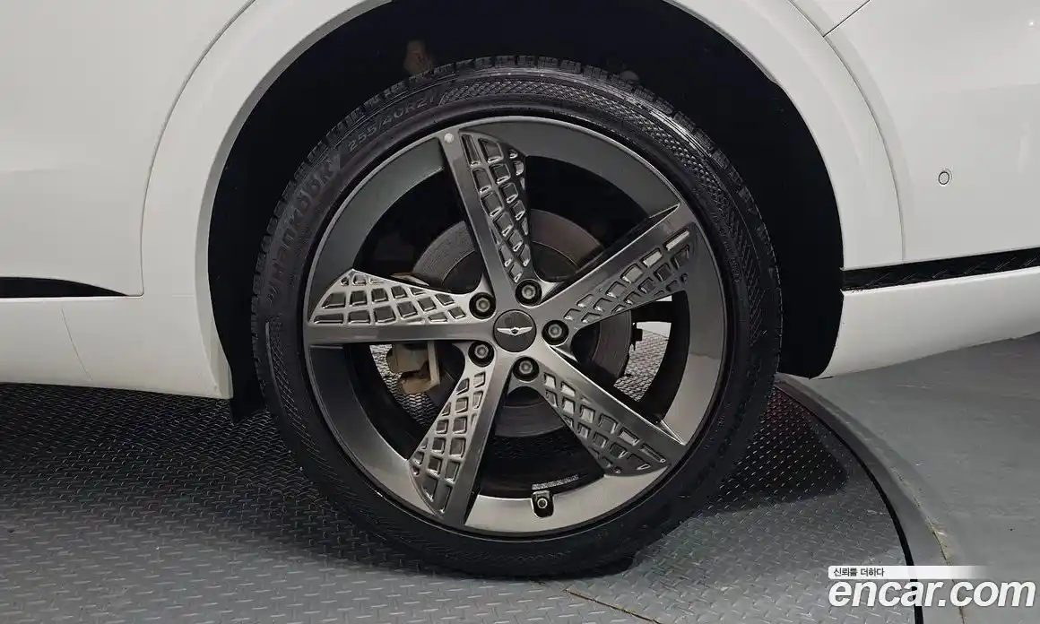 Genesis GV70 2022 2.5 Автомат в Москве № 419498, фото 5