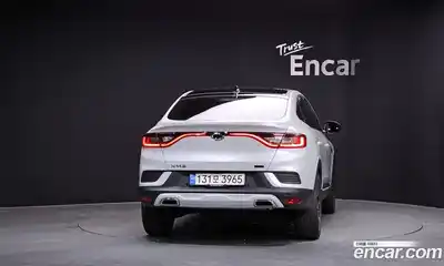 Renault XM3 2023 1.6 Автомат в Москве № 422922, миниатюра 4