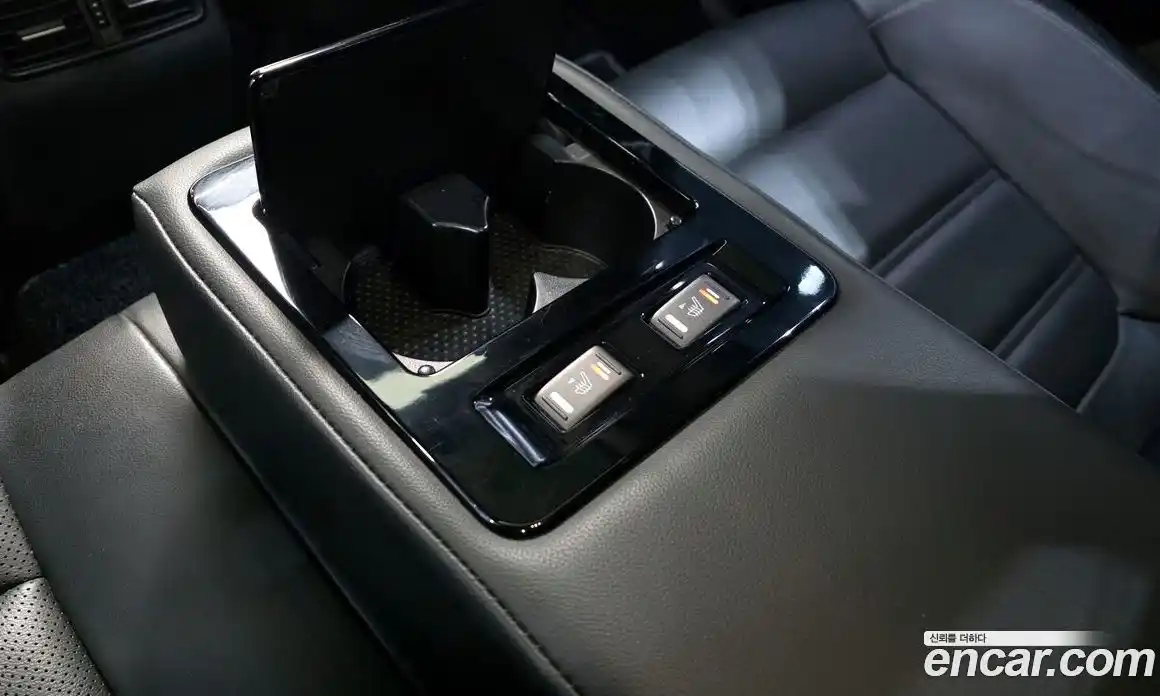 Renault SM6 2017 2.0 Автомат в Москве № 423771, фото 19