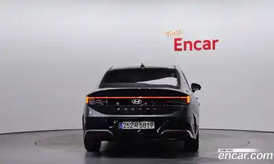 Hyundai Sonata 2024 2.0 Автомат в Москве № 448811, миниатюра 4