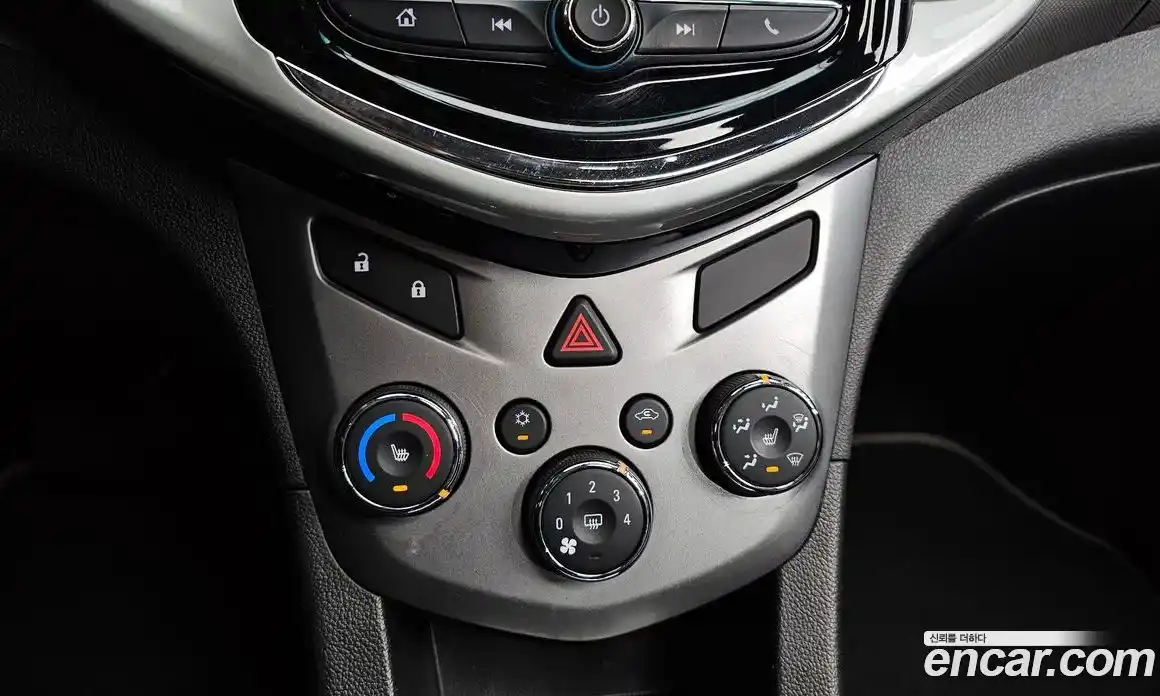 Chevrolet Aveo 2017 1.4 Автомат в Москве № 449398, фото 17