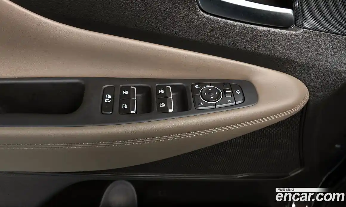 Hyundai Santa Fe 2023 2.5 Автомат в Москве № 449472, фото 17