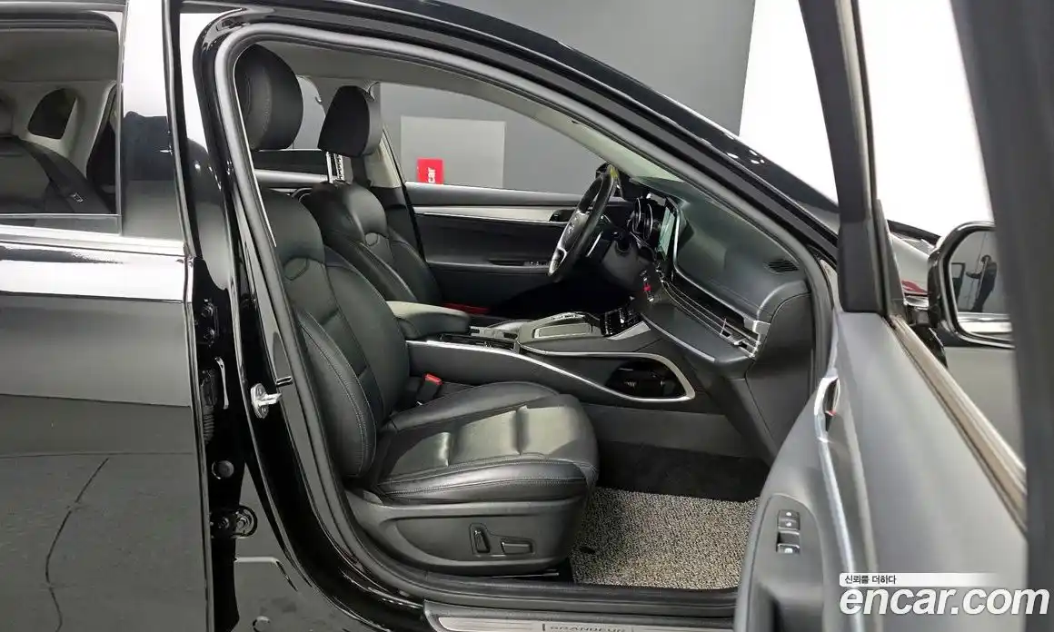 Hyundai Grandeur 2022 2.5 Автомат в Москве № 449796, фото 11