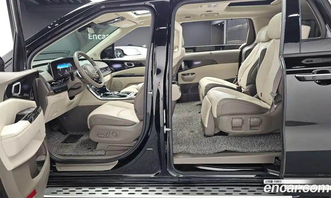 Kia Canival 2023 2.2 Автомат в Москве № 451490, фото 10