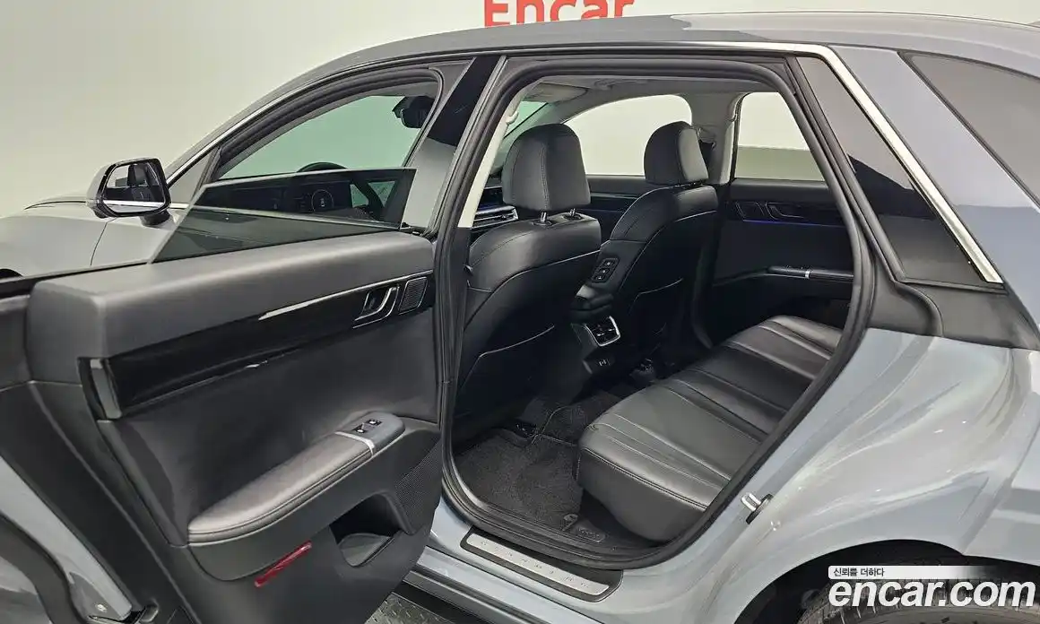 Hyundai Grandeur 2023 1.6 Автомат в Москве № 45261, фото 12