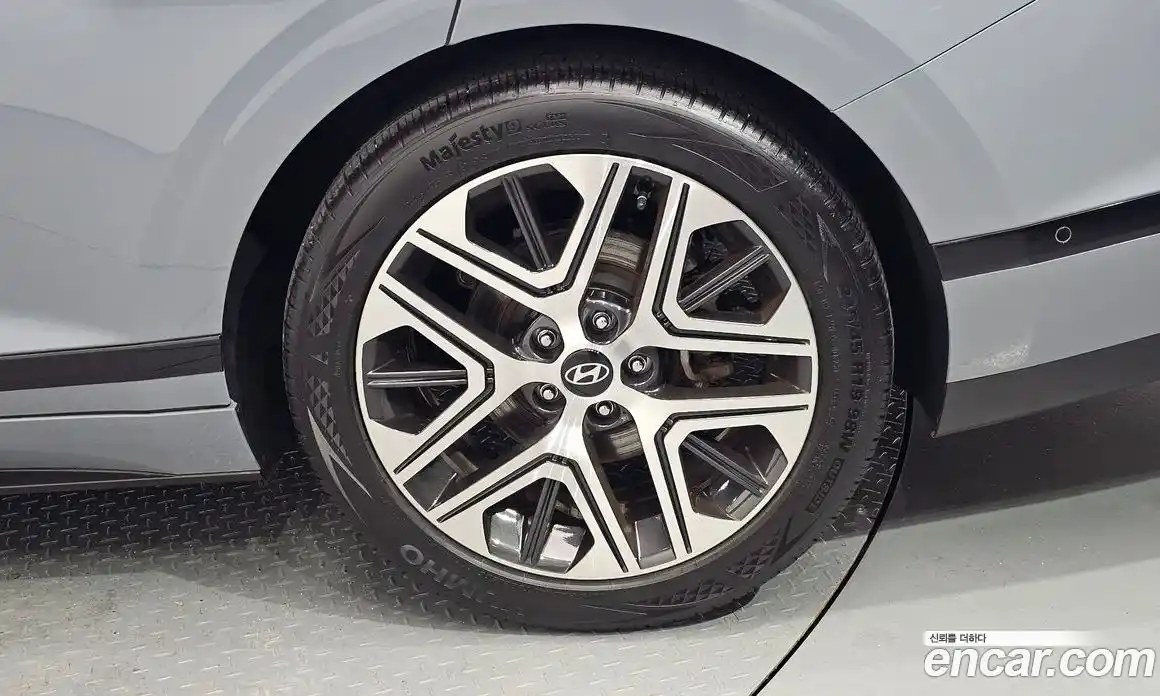 Hyundai Grandeur 2023 1.6 Автомат в Москве № 45261, фото 14