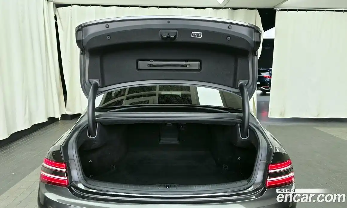 Genesis G80 2022 2.5 Автомат в Москве № 453555, фото 20