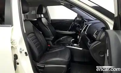 SsangYong TIBOLI 2015 1.6 Автомат в Москве № 454187, миниатюра 11