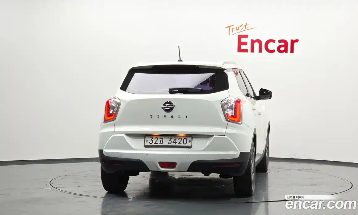 SsangYong TIBOLI 2015 1.6 Автомат в Москве № 454187, фото 4