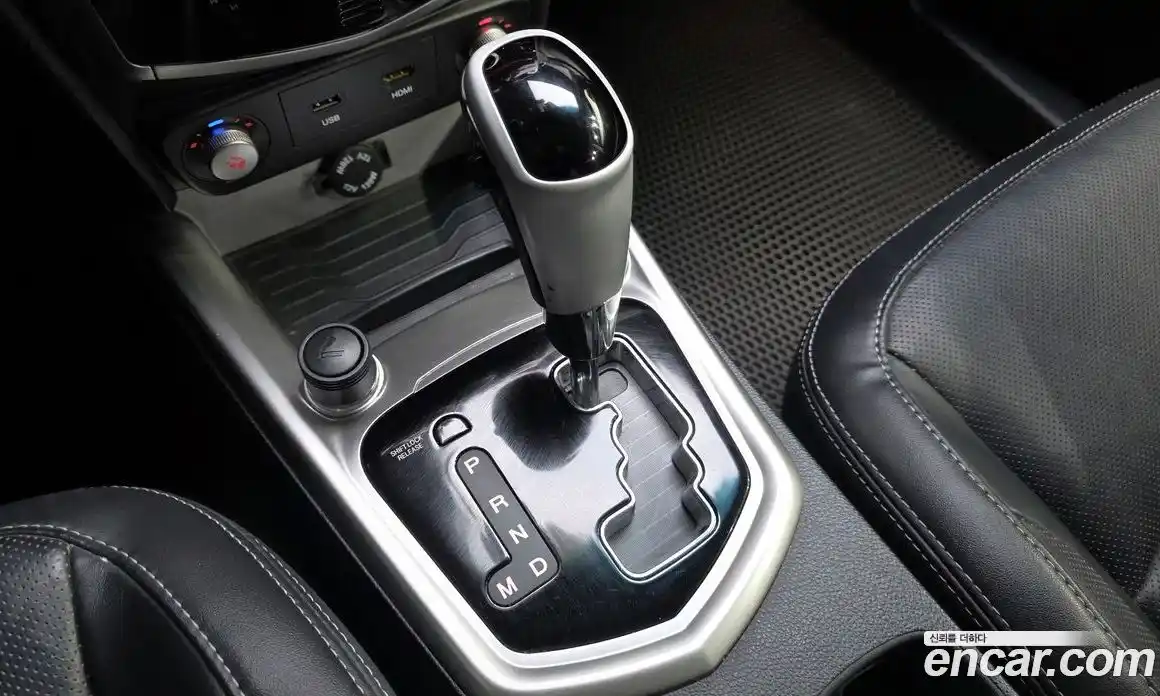 SsangYong TIBOLI 2015 1.6 Автомат в Москве № 454187, фото 9