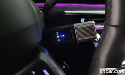 Hyundai Santa Fe 2024 2.5 Автомат в Москве № 458103, миниатюра 9