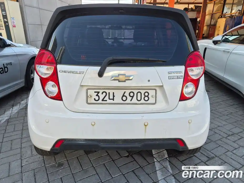 Chevrolet Spark 2014 1.0 Автомат в Москве № 461196, фото 4