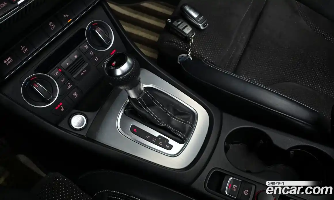 Audi Q3 2016 2.0 Автомат в Москве № 469159, фото 9