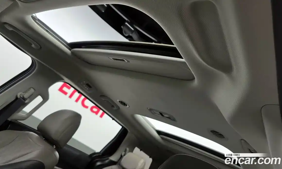 Kia Canival 2024 3.5 Автомат в Москве № 51175, фото 17