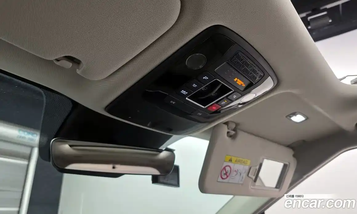 Kia Canival 2024 3.5 Автомат в Москве № 51175, фото 20