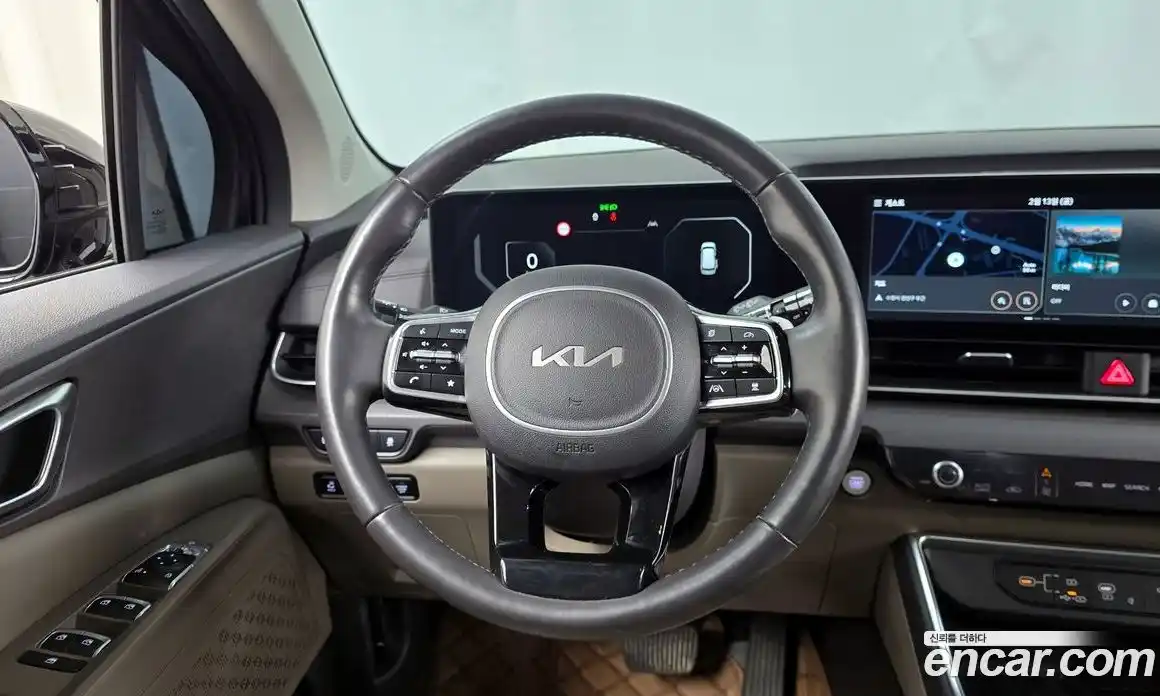 Kia Canival 2024 3.5 Автомат в Москве № 52942, фото 12