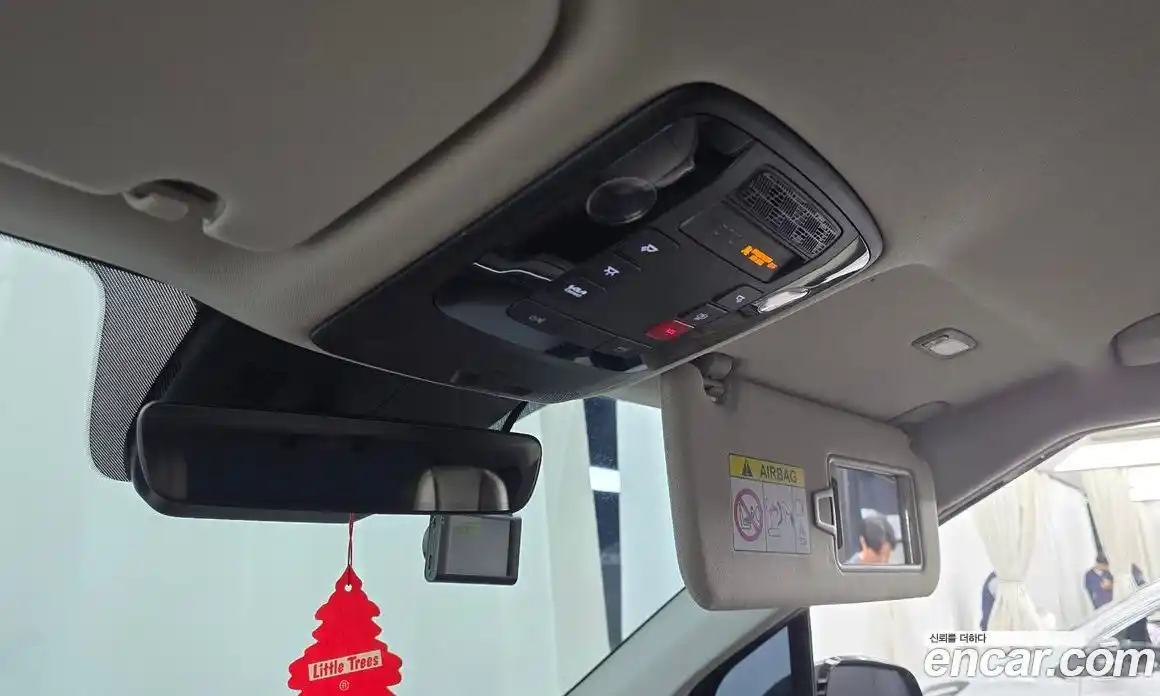 Kia Canival 2024 3.5 Автомат в Москве № 52942, фото 16