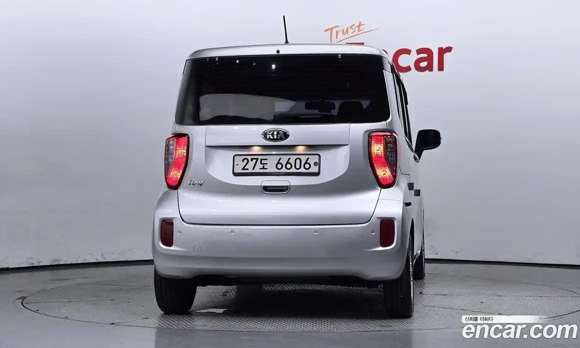 Kia Ray 2014 1.0 Автомат в Москве № 55671, фото 15