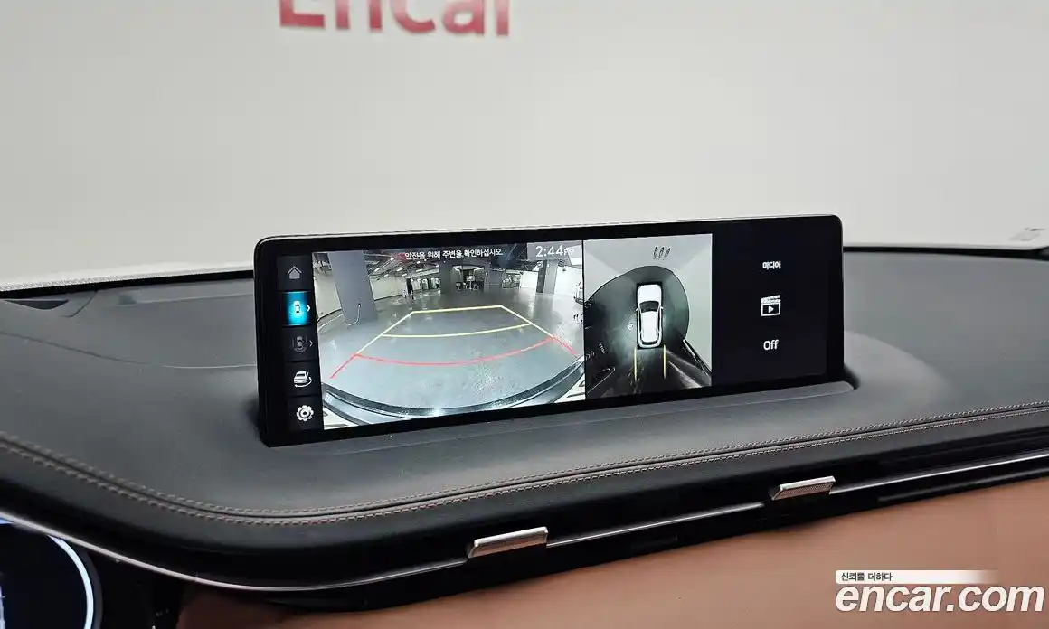 Genesis GV70 2023 2.5 Автомат в Москве № 57903, фото 19