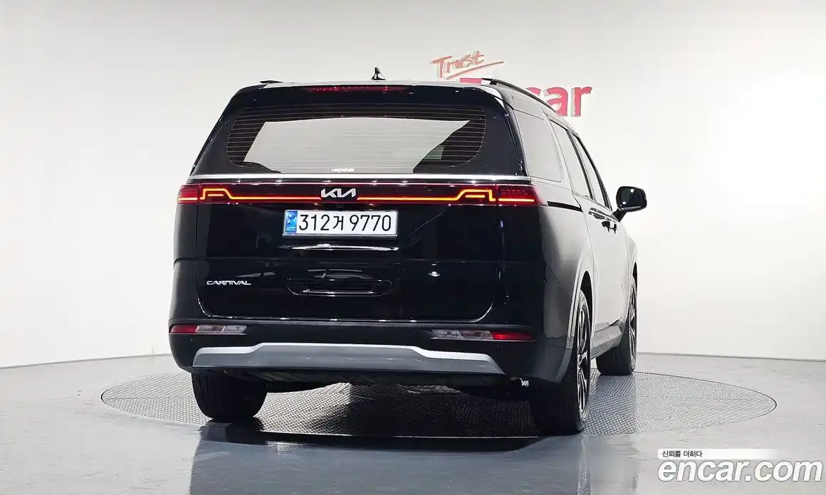 Kia Canival 2022 2.2 Автомат в Москве № 6071, фото 17