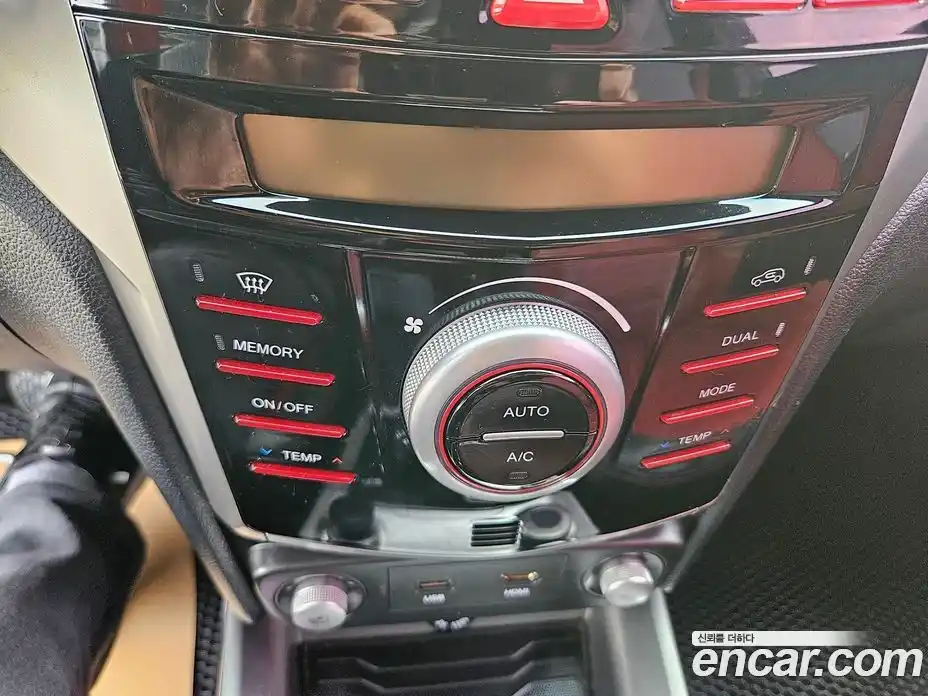 SsangYong TIBOLI 2016 1.6 Автомат в Москве № 64954, фото 9