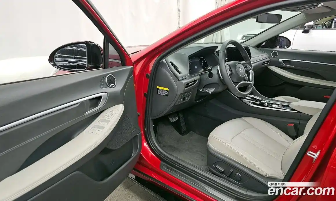 Hyundai Sonata 2020 2.0 Автомат в Москве № 88945, фото 13