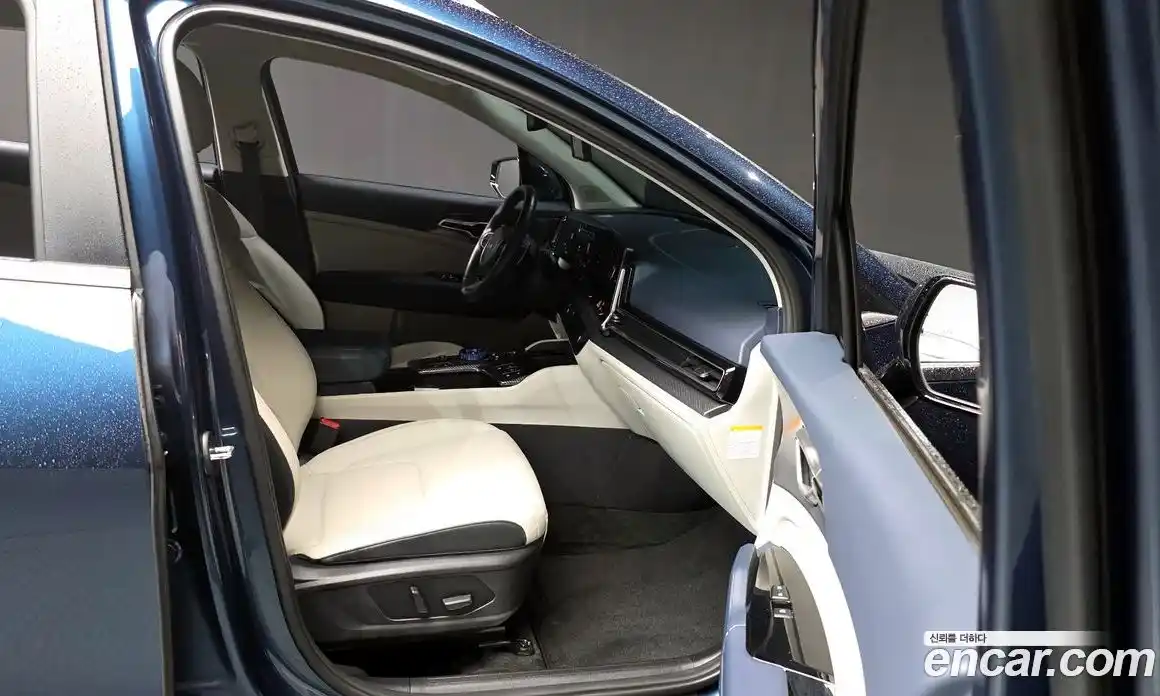 Kia Sportage 2022 1.6 Автомат в Москве № 95638, фото 17