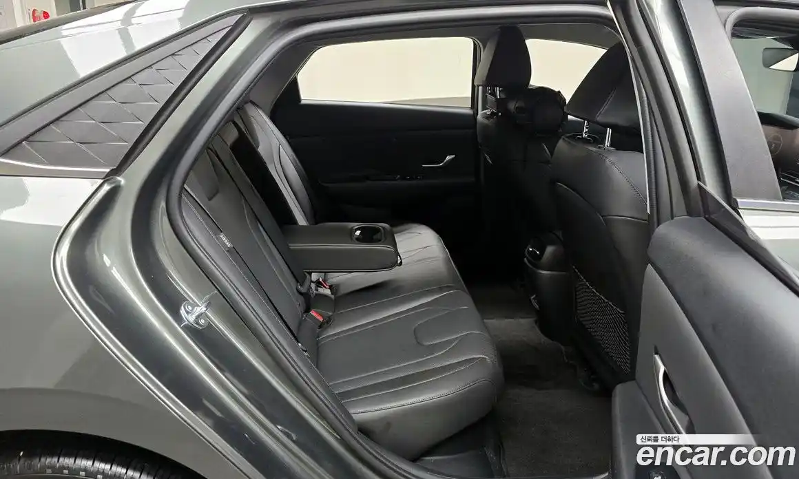 Hyundai Avante 2025 1.6 Автомат в Москве № 9756, фото 12