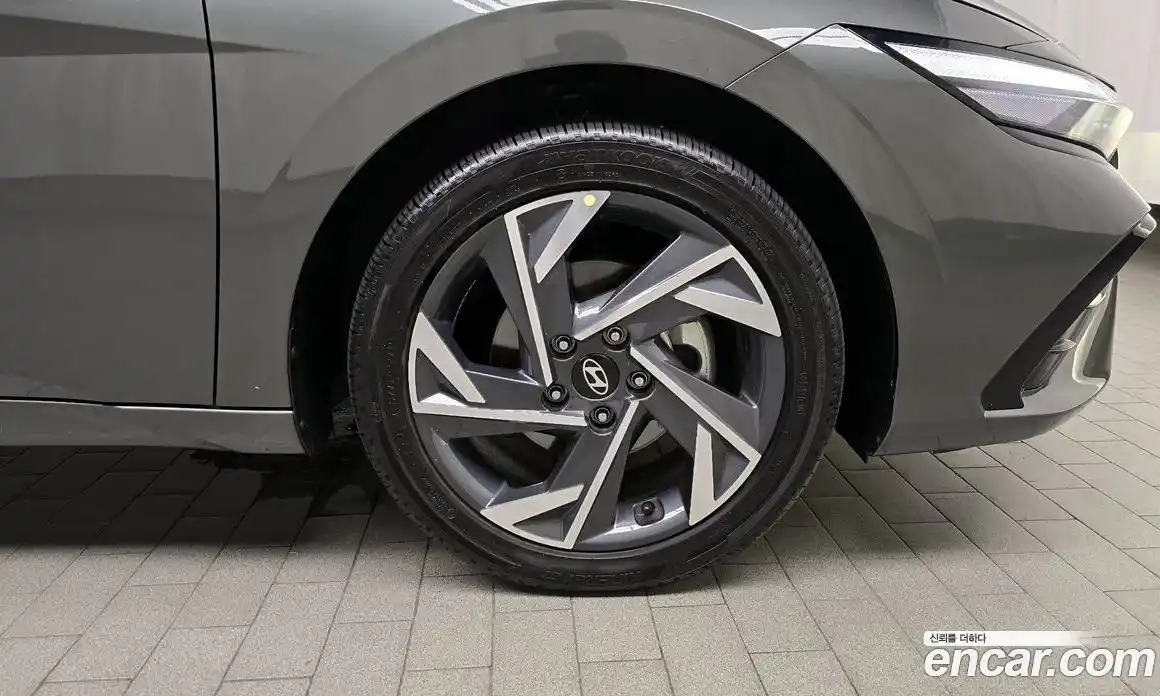 Hyundai Avante 2025 1.6 Автомат в Москве № 9756, фото 5