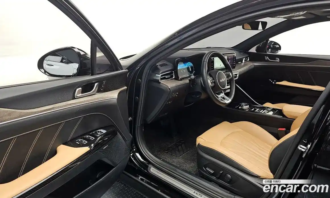 Kia K5 2023 2.0 Автомат в Москве № 102180, фото 11